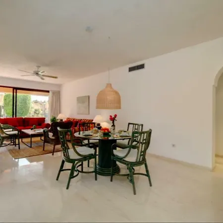 Appartement Spacious & Modern 2 Bdr In Atalaya Golf Benahavis Estepona