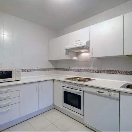 Appartement Spacious & Modern 2 Bdr In Atalaya Golf Benahavis