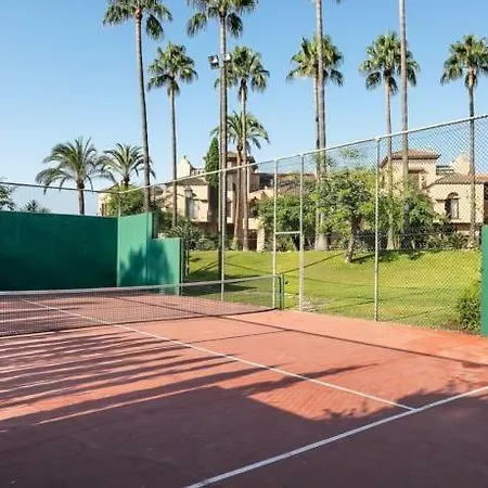 Appartement Spacious & Modern 2 Bdr In Atalaya Golf Benahavis
